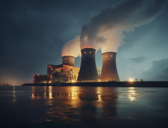 Türkiye’de nükleer teknoloji transferi için eğitim ve araştırma merkezinde çalışan uzmanlar.